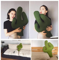 Nouveau gros Home Decor produit jouet doux lavable tissu tricoté vert Cactus en forme d'oreiller