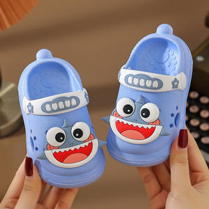 Neue Kinderpantoffeln Niedliche Mädchen-Lochschuhe Coole Jungenpantoffeln - Product Image 4