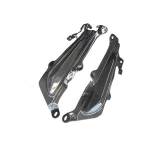 Garde-boue de <span class=keywords><strong>moto</strong></span> en fibre de carbone de qualité, pièces de remplissage de cadre brillantes pour <span class=keywords><strong>Triumph</strong></span> Speed Triple 1050R 2016 - Product Image 3