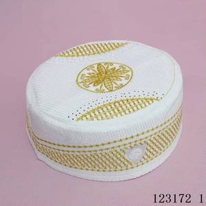 Gorro de oración musulmán Hui de nuevo diseño con bordado de hilo dorado, estilo distintivo, adecuado para uso en exteriores - Product Image 2