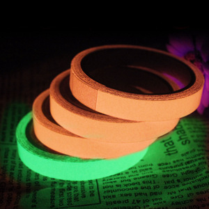 Ruban Lumineux Fluorescent Vert 5m x 10mm, Bande Réfléchissante pour Éclairage au Sol et Escaliers, Anti-Adhésif - Product Image 5