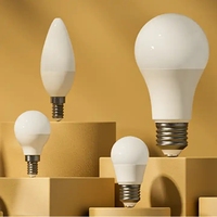 Ampoules LED avec source de lumière SMD 85-265V 7W à 25W Gamme d'une ampoule LED dans les types de base B22 E27 Matière première SKD DOB