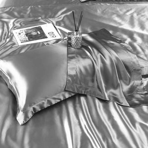 Fundas de Almohada de Seda 48x74cm, Satén Refrigerante de Lujo, Rectangulares, Blancas - Product Image 1