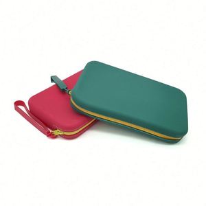 Pochette de voyage polyvalente pour pinceaux, passeport, cosmétiques et monnaie, en silicone durable, avec fermeture éclair, tendance, imperméable, lavable et portable - Product Image 4
