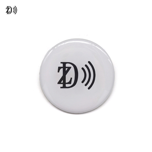 13.56Mhz có thể in lập trình RFID 213/ 215/ 216 chống kim loại xã hội phương tiện truyền thông chia sẻ NFC Epoxy Sticker <span class=keywords><strong>tag</strong></span> - Product Image 3
