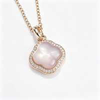 YILUN Collier Pendentif Trèfle en Argent Sterling 925 Plaqué Or avec Pierre Naturelle et Halo de Zircon Cubique, Bijoux pour Femme, Cadeau, Vente en Gros, OEM, ODM