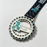 Médaille de course souvenir en métal, émaillée, à engrenage creux, pour championnat cycliste, médaille de finisseur, médaille de récompense événementielle personnalisée ajourée