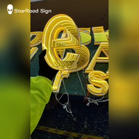 Panneaux lumineux colorés de fournisseurs de la Chine pour le signe d'infini de centre de forme physique