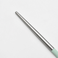 Ensemble d'ustensiles de cuisine en silicone antiadhésif personnalisé de 10 pièces avec manches en acier inoxydable, sécurisé, incluant des spatules et des louches pour la cuisson