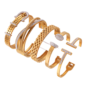 Bracciali e Braccialetti di Lusso Creativi con Zirconi, Impermeabili, Placcati in Oro 18K PVD, Gioielli alla Moda in Acciaio Inossidabile per Donne - Product Image 1