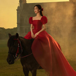 French-style Wedding Dress Ball Gown Red Sweetheart Neckline Empire Waist Vintage Mesh Evening Gown for Engagement Photography - Product Image 4