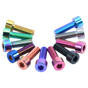 Tornillos de Cabeza Hexagonal de Titanio Grado 5 con Acabado PVD Dorado de Alta Resistencia para Modificación de Motocicletas - Product Image 1