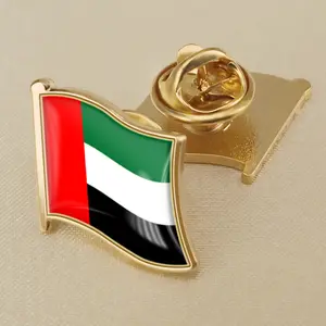 Recentemente personalizzato giorno nazionale UAE bandiera Pin Logo di colore personalizzato in metallo Arabia saudita UAE spilla smalto morbido distintivo risvolto
