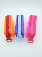 Petits sacs de toilette cosmétiques transparents à paillettes tendance, sacs de maquillage en PVC transparent brillant pour la salle de bain