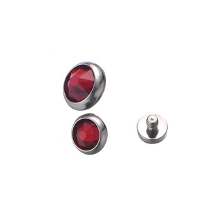 ASTM F136ไทเทเนียมเกลียวภายใน<span class=keywords><strong>สยาม</strong></span>คริสตัลผิวสมอท็อปส์เจาะเครื่องประดับร่างกาย - Product Image 2