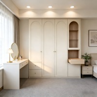 Armoire en bois crème style français, armoire de chambre en bois massif pour projet de mobilier de luxe sur mesure pour la maison