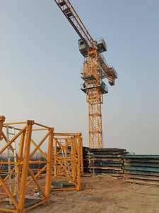 Grúas Torre de Construcción de Alta Resistencia de 10 Toneladas con Control Remoto y Alta Eficiencia para Proyectos de Elevación y Excavación - Product Image 6