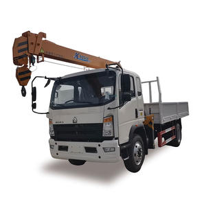 Camion-grue à flèche droite Sinotruk HOWO 4x2 8 tonnes d'occasion haut de gamme avec moteur Yuchai, hauteur de levage de 10 m - Product Image 6