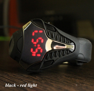 Montre sport LED numérique pour homme, pas chère, en forme de cobra, à quartz - Product Image 2