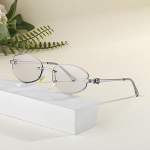 Gafas de Sol Fotocromáticas Ovaladas sin Montura para Mujer Lafont, UV400, Patillas Metálicas, Diseño de Leopardo, Protección Solar - Product Image 5