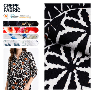 Tissu en crêpe de polyester de qualité supérieure, texture douce, motif floral, pour la fabrication de vêtements de mode - Product Image 1