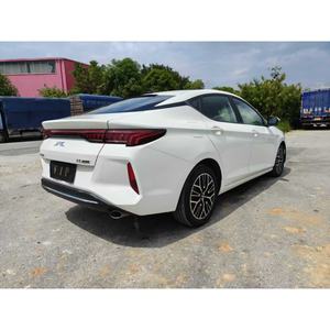 YT Auto 2024 <span class=keywords><strong>JAC</strong></span> A5 PLUS 2023 <span class=keywords><strong>Jac</strong></span> <span class=keywords><strong>J7</strong></span> A5 Plus Blanc 10t Voiture à essence d'occasion chinoise bon marché Fabricant de voitures chinoises - Product Image 3