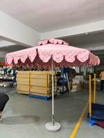 Parasol de patio de luxe LS rose à pois festonnés avec pompons, parasol commercial d'extérieur pour restaurant en bord de mer, hôtel, complexe hôtelier