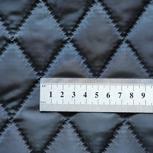 工場直送カスタマイズ可能超音波エンボス加工キルティング生地模造メモリ横糸服裏地クッション織り卸売り - Product Image 3