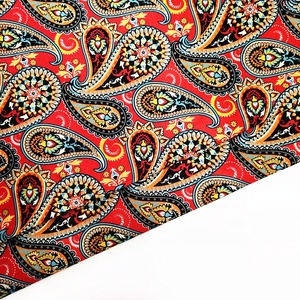 Vải lót áo khoác chất liệu polyester satin mềm, in kỹ thuật số họa tiết Paisley màu đỏ, mã YH8-4043 - Product Image 3