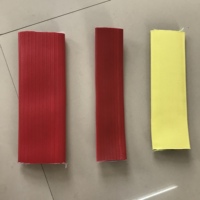 Revêtement en caoutchouc synthétique rouge à 3 couches bon marché, tuyau de pompier Durable en chine