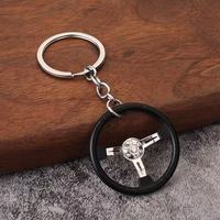 Vente en gros de porte-clés turbo en métal porte-clés volant Momo Sparco porte-clés de direction élégant accessoire de voiture design en métal vintage