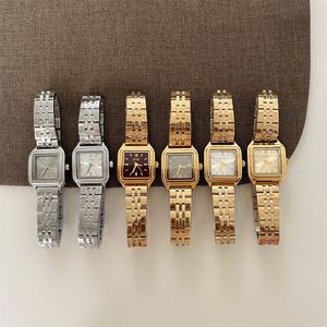 Montre-bracelet à quartz carrée vintage pour femme, bracelet doré, cadran à chiffres romains, minimaliste, élégante, pour le quotidien, les affaires, les robes, montre pour femme - Product Image 5