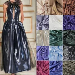 Cao Bóng Lỏng Màu Đen <span class=keywords><strong>Satin</strong></span> Vải Kim Loại Phản Quang Mượt Tương lai Vải Cho Thời Trang Ăn Mặc Lỏng Organza Vải - Product Image 2