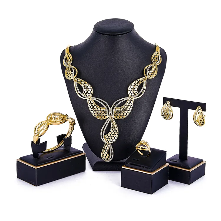 New Fashion Africa 8-character chain twist Gold Plated Personalized Necklace Earrings Bracelet Ring Jewelry Set