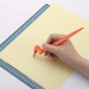 Herramientas de Corte para Manualidades 2025, Nueva Herramienta de Corte que Funciona como un Bolígrafo, Cortador de Papel con Cuchilla Giratoria de 360 Grados, Herramientas de Corte Tipo Cuchillo-Bolígrafo - Product Image 4