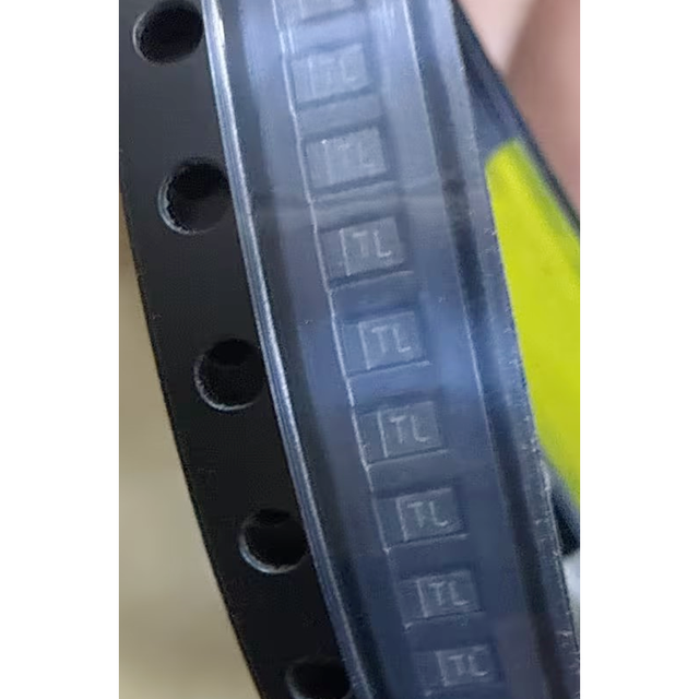 Dianxian ESD56301D04-2/TR ESD56301D04 Diode DFN1610-2L SMD for Power Line