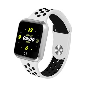 S226 Smartwatch IP67 impermeable dispositivos de tecnología de vestir IOS banda inteligente pulsera deporte Monitor - Product Image 1