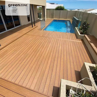 Terrasse extérieure traditionnelle en bois composite, revêtement imperméable, planches en composite bois-plastique, pavage brossé, gaufrage 3D