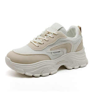 Chaussures de sport rehaussantes tendance en maille respirante à lacets pour femme, version coréenne, collection automne-été 2026 - Product Image 2