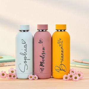 Bouteilles d'eau isothermes à double paroi portables 500 ml 750 ml en acier inoxydable pour le sport quotidien et le yoga - Product Image 1