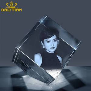 DT-R259 K9 cristallo trasparente 3D taglio <span class=keywords><strong>cubi</strong></span> d'angolo personalizzati 3D laser incisi a cristallo foto <span class=keywords><strong>cubi</strong></span> - Product Image 2