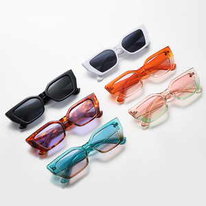 New Men and Women With the Same Trend Outdoor Street Photo <b>Small</b> <b>Frame</b> Fashion Color Matching Sunglasses - Product Image 1