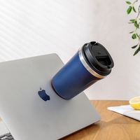 Mug de bureau anti-renversement avec base à ventouse et intérieur en acier inoxydable
