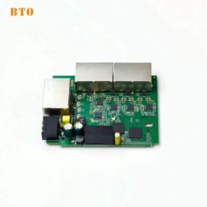 Service d'assemblage de circuits imprimés (PCB) et de montage par placement de composants (SMT) pour onduleurs solaires photovoltaïques, avec dissipation thermique et vernis protecteur pour onduleurs de tension. - Product Image 4