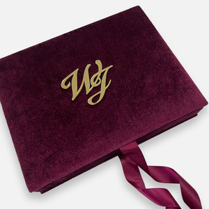 Tarjeta de Invitación Plegable de Terciopelo con Bolsillo, Monograma Personalizado, Acrílico Cortado con Láser, Cinta, Regalo para Boda o Evento - Product Image 1