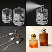 Flacon de parfum cylindrique de luxe 30/50/100 ml |   Flacon de parfum en verre côtelé avec bouchon à bille doré |   Marque privée OEM
