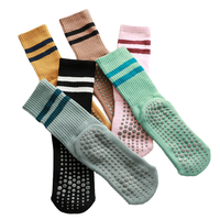 Chaussettes de Pilates personnalisées d'automne à rayures, vente en gros, conception gratuite, antidérapantes, respirantes, pour femmes, brodées, pour le ballet, la gym et le yoga