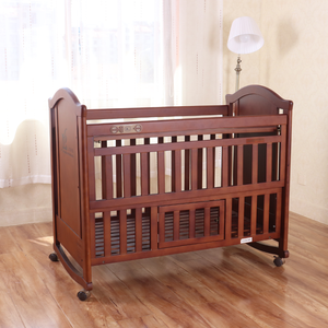 Nuovo arrivo comodino in legno culla del bambino <span class=keywords><strong>lettino</strong></span> letto culla del bambino con musica <span class=keywords><strong>per</strong></span> camera da letto o scuola - Product Image 2