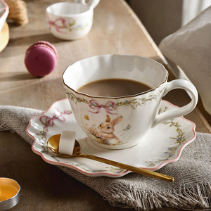 Ensemble de vaisselle décorative <span class=keywords><strong>lapin</strong></span> de Pâques <span class=keywords><strong>Lapin</strong></span> exquis ensembles d'assiettes en porcelaine à bord doré de luxe ensemble de dîner en céramique pour cadeau - Product Image 3
