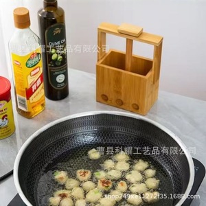 เครื่องทำลูกชิ้นไม้ไผ่ แบบกดด้วยมือ สำหรับทำลูกชิ้นปลาและเนื้อสัตว์ - Product Image 1